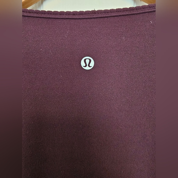 Lululemon Full Freedom long sleeve sz 10 - Picture 5 of 8